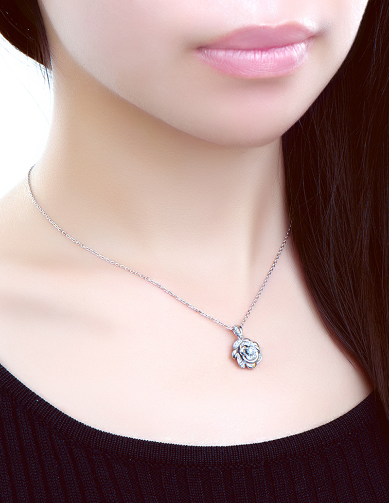 金至尊 2mgj1003kre钻石吊坠