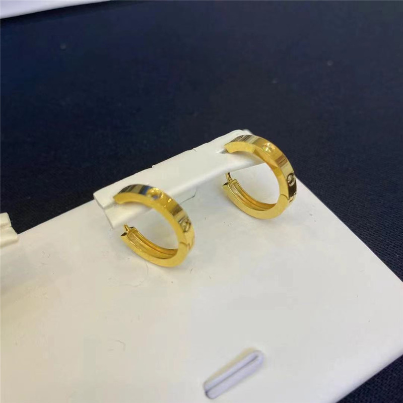 中国黄金k金750耳饰