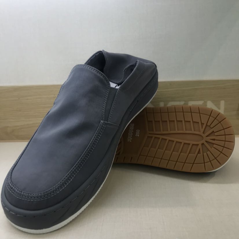 木林森透气布鞋